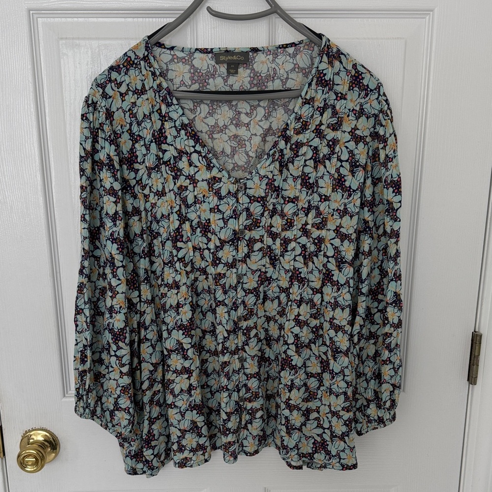 Style & Co. Women's Blue and Cream Floral Blouse Size 2X